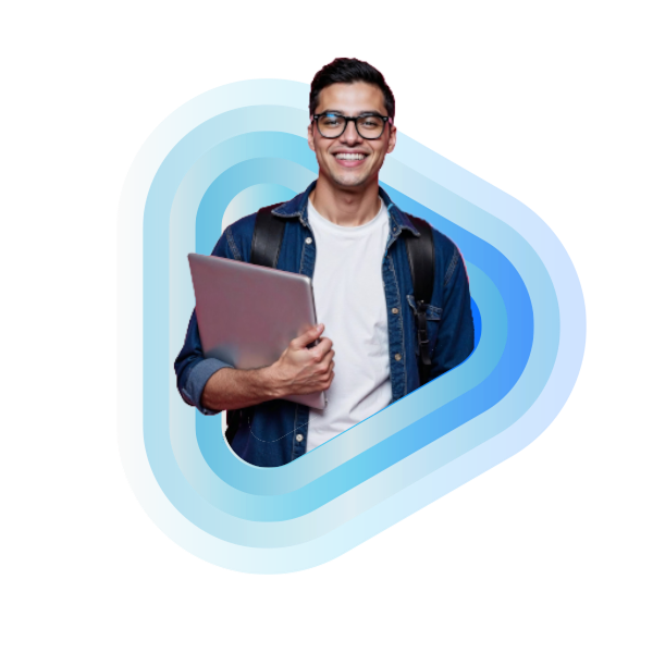 Imagem mulher segurando livro, com mochila nas costas.